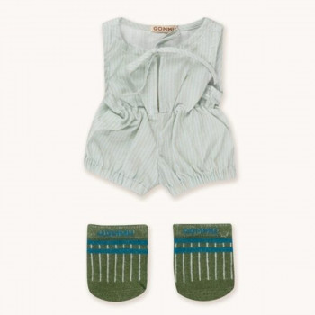 Gommu garderoba za lutku