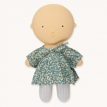 Gommu garderoba za lutku