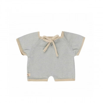 Gommu garderoba za lutku