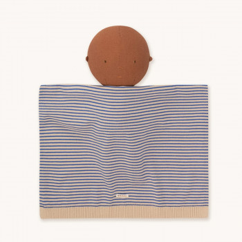 Gommu garderoba za lutku