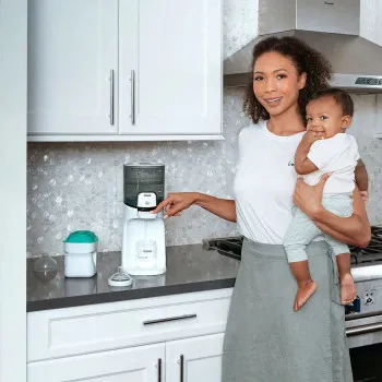 Baby Brezza aparat za pripremu formule za bebe