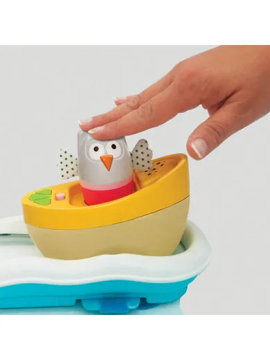 Taf Toys muzička igračka za krevetac Čamac