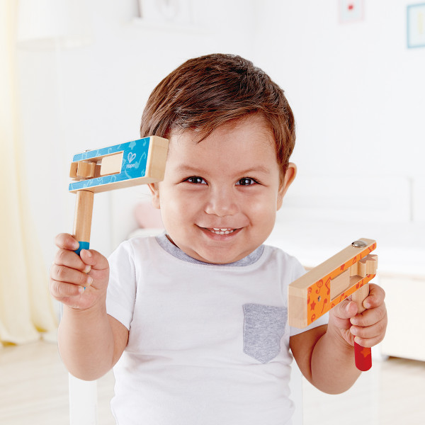 Hape drvena čegrtaljka