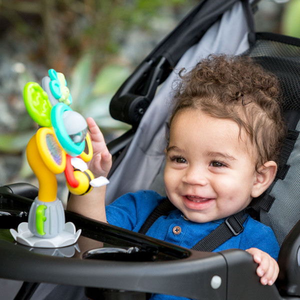 Infantino zvečka Cvet