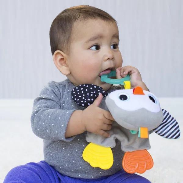 Infantino plišana igračka sa glodalicom Pingvin