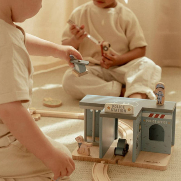 Little Dutch drvena policijska stanica, 27x18,5x16,5cm