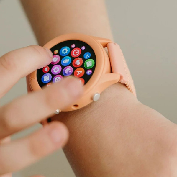 KidyWolf K-watch – Interaktivni sat