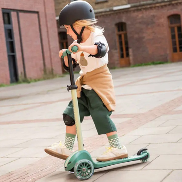 Scoot and Ride trotinet Highwaykick 3S Forest