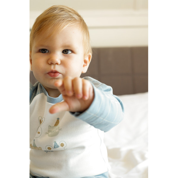 Just kiddin baby bodi 