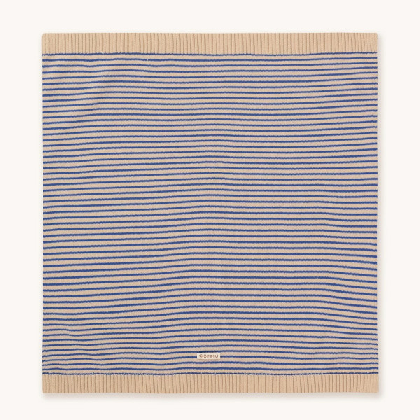 Gommu garderoba za lutku