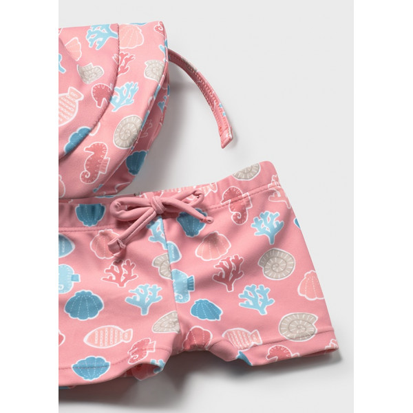 Mayoral kupaće kostimom i šeširom