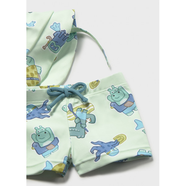 Mayoral kupaće kostimom i šeširom