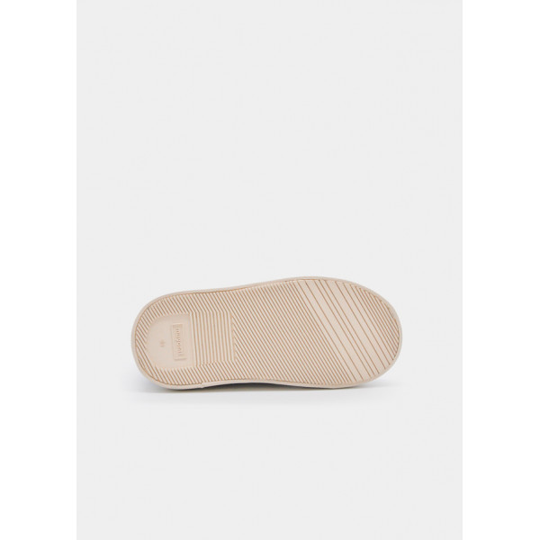 Mayoral brodarice, 19-25