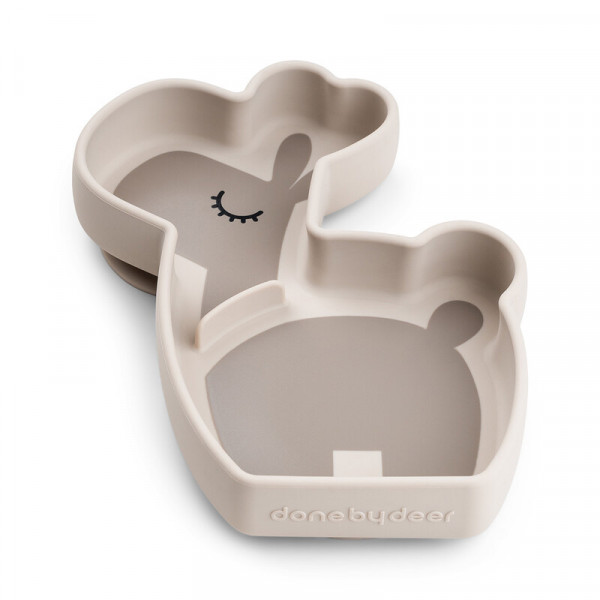 Done by Deer tanjir, 18x13.5x3.5cm