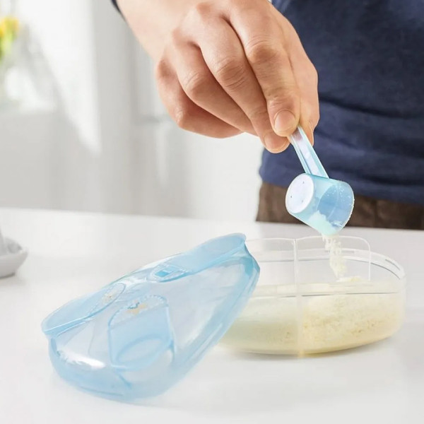 Mam posuda za adaptirano mleko