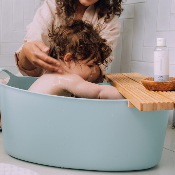 Naif mlečno ulje za kupanje, 100ml